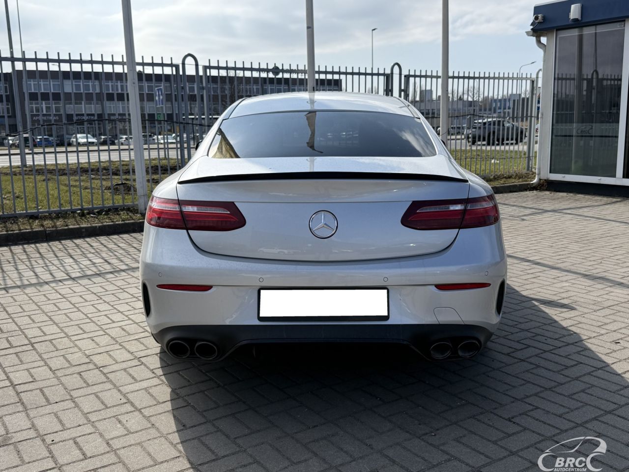 Mercedes-Benz E350 | 37