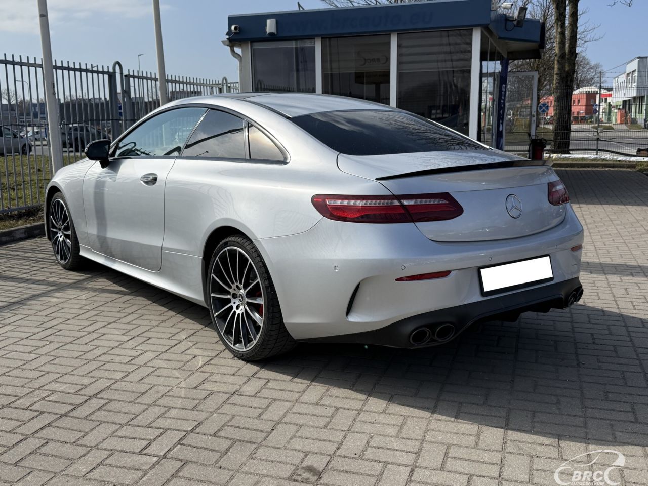 Mercedes-Benz E350 | 36