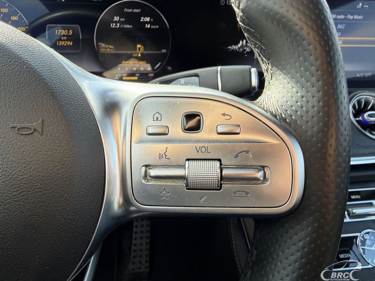 Mercedes-Benz E350 | 19