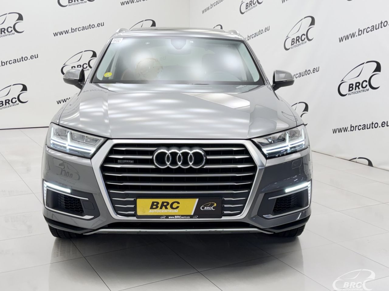 Audi Q7 | 54
