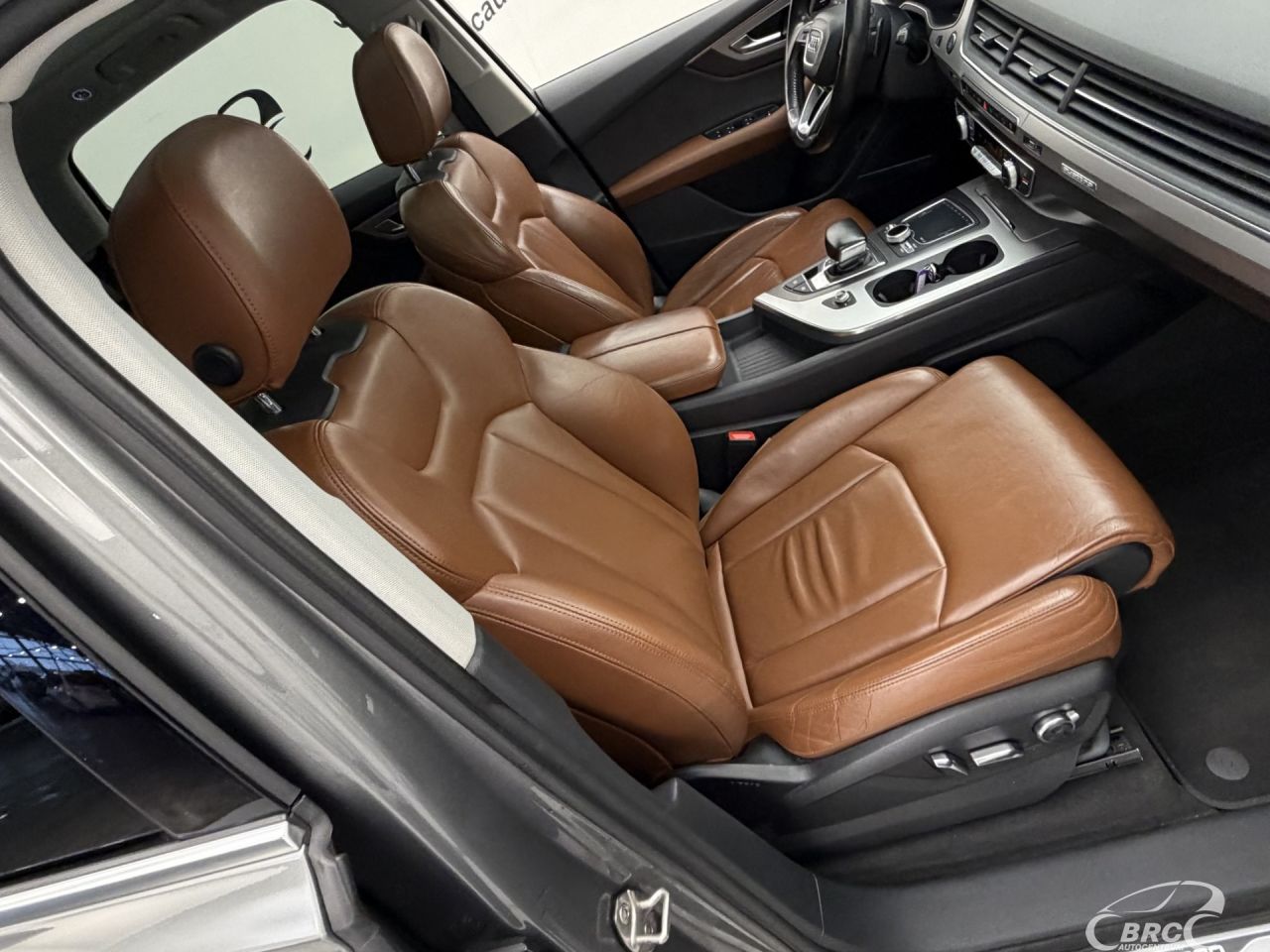 Audi Q7 | 4