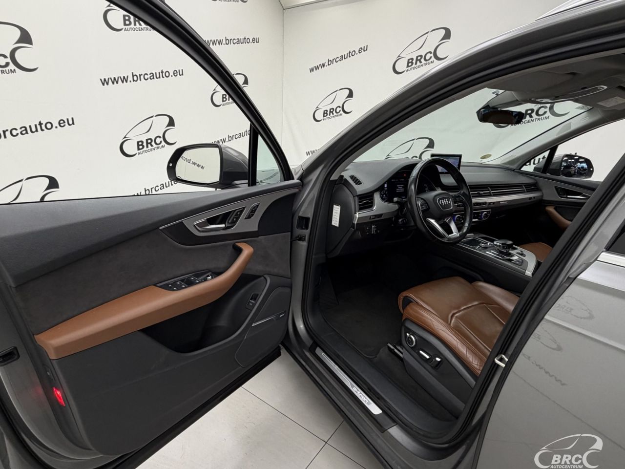 Audi Q7 | 19