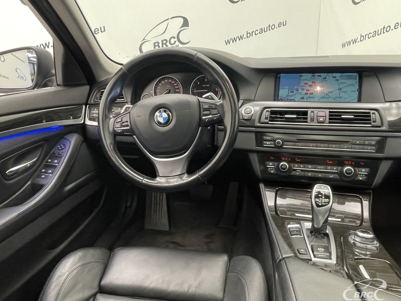 BMW 520 | 12