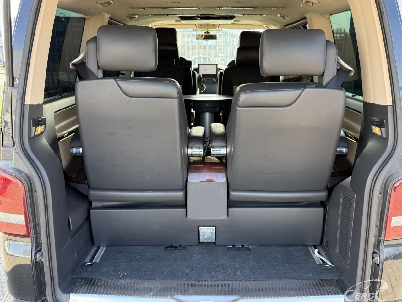 Volkswagen Multivan | 14