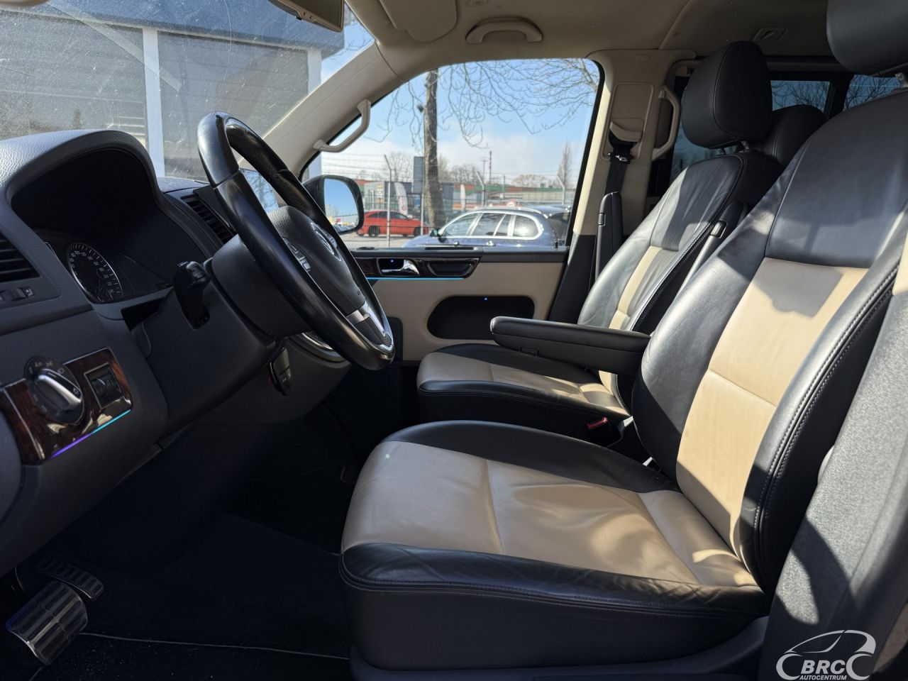 Volkswagen Multivan | 22