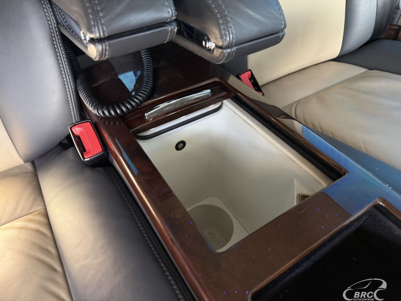 Volkswagen Multivan | 13