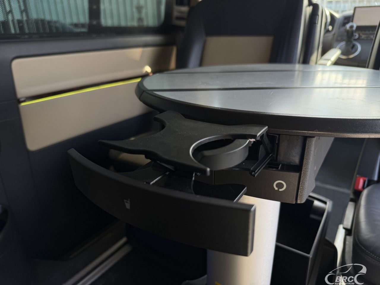 Volkswagen Multivan | 10