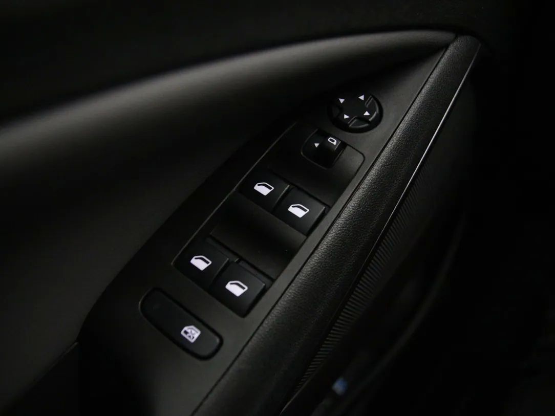 Opel Crossland X | 25