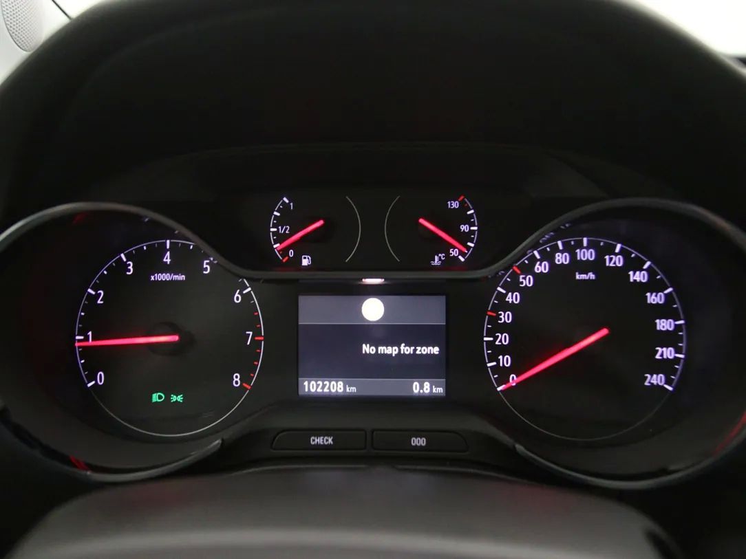 Opel Crossland X | 18