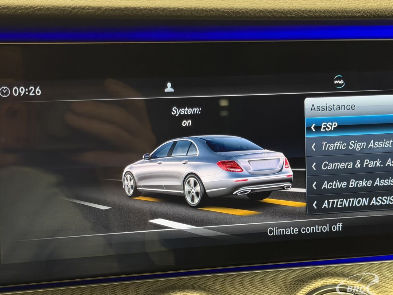 Mercedes-Benz E220 | 41