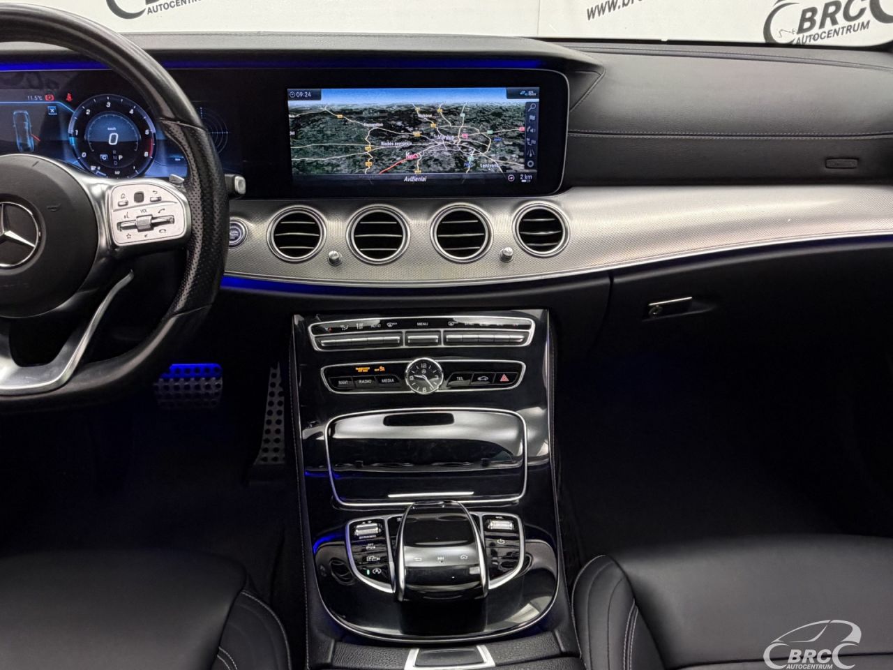 Mercedes-Benz E220 | 14