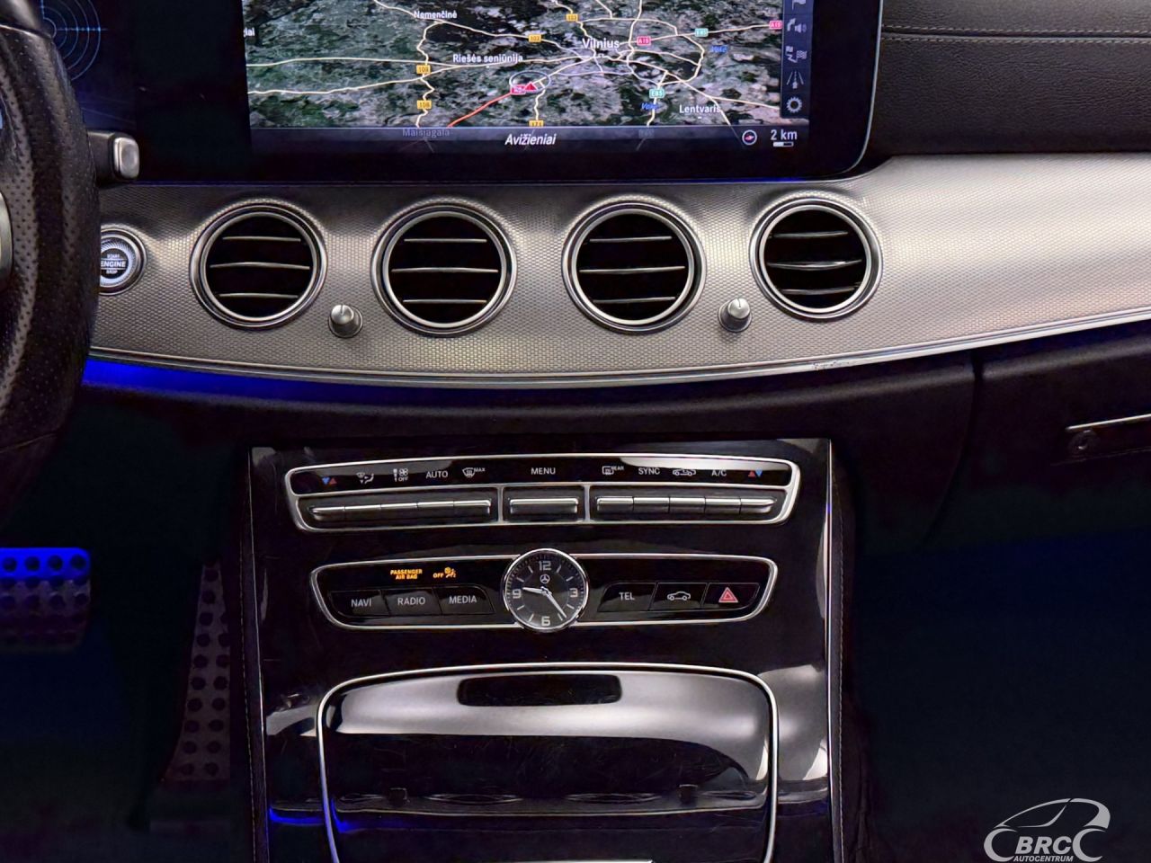 Mercedes-Benz E220 | 16