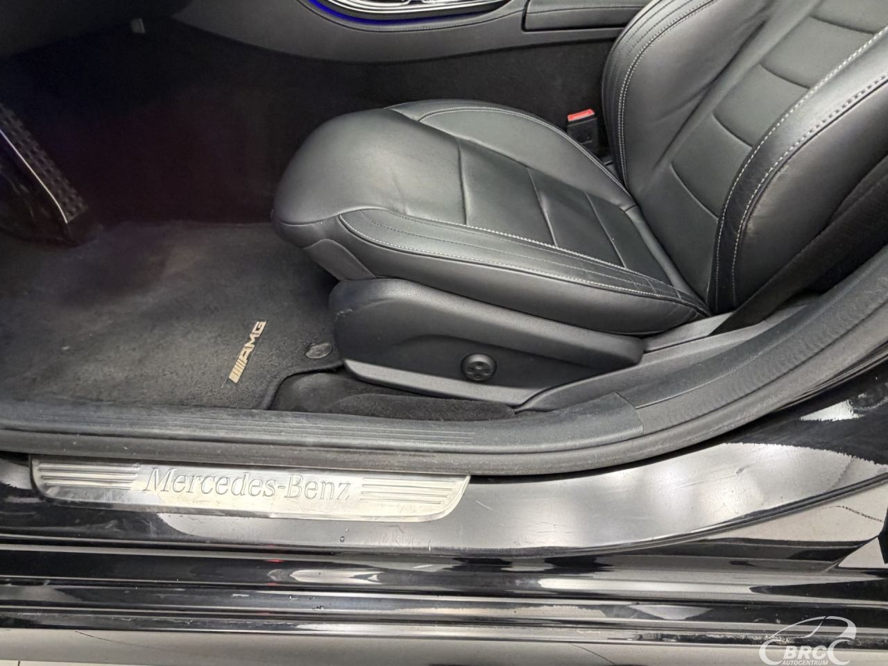 Mercedes-Benz E220 | 21