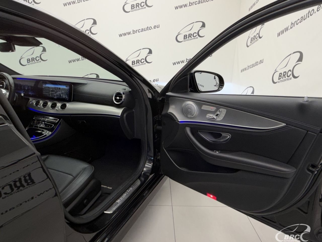 Mercedes-Benz E220 | 7