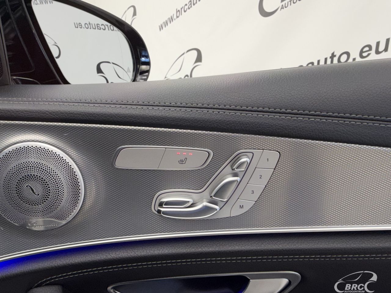 Mercedes-Benz E220 | 8