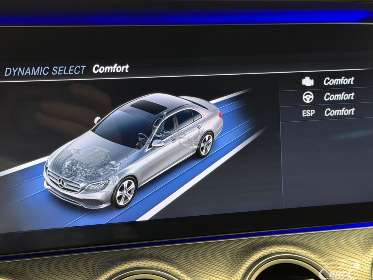 Mercedes-Benz E220 | 43