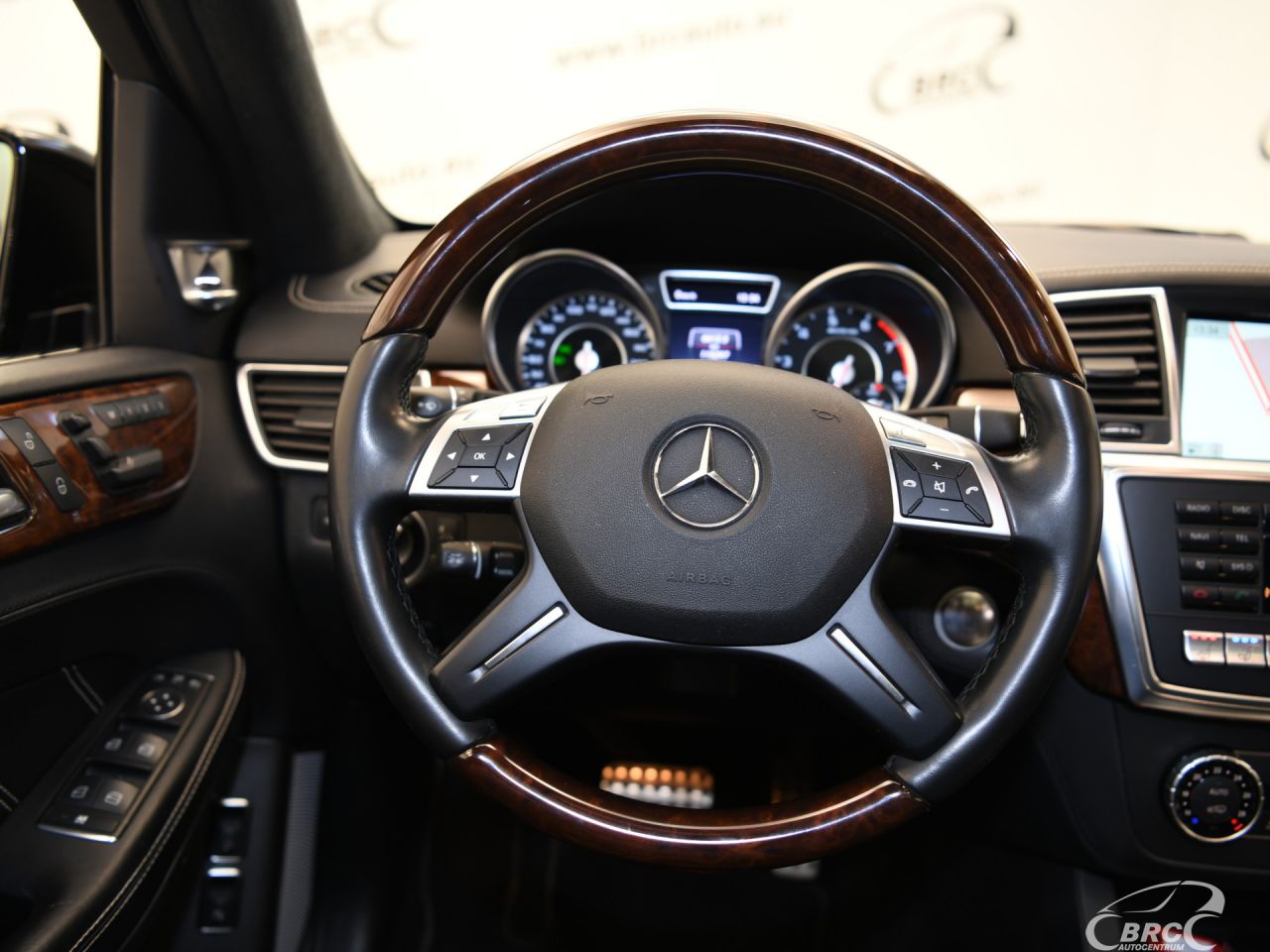 Mercedes-Benz GL63 AMG | 40