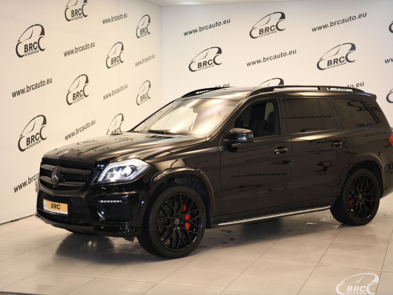 Mercedes-Benz GL63 AMG | 64
