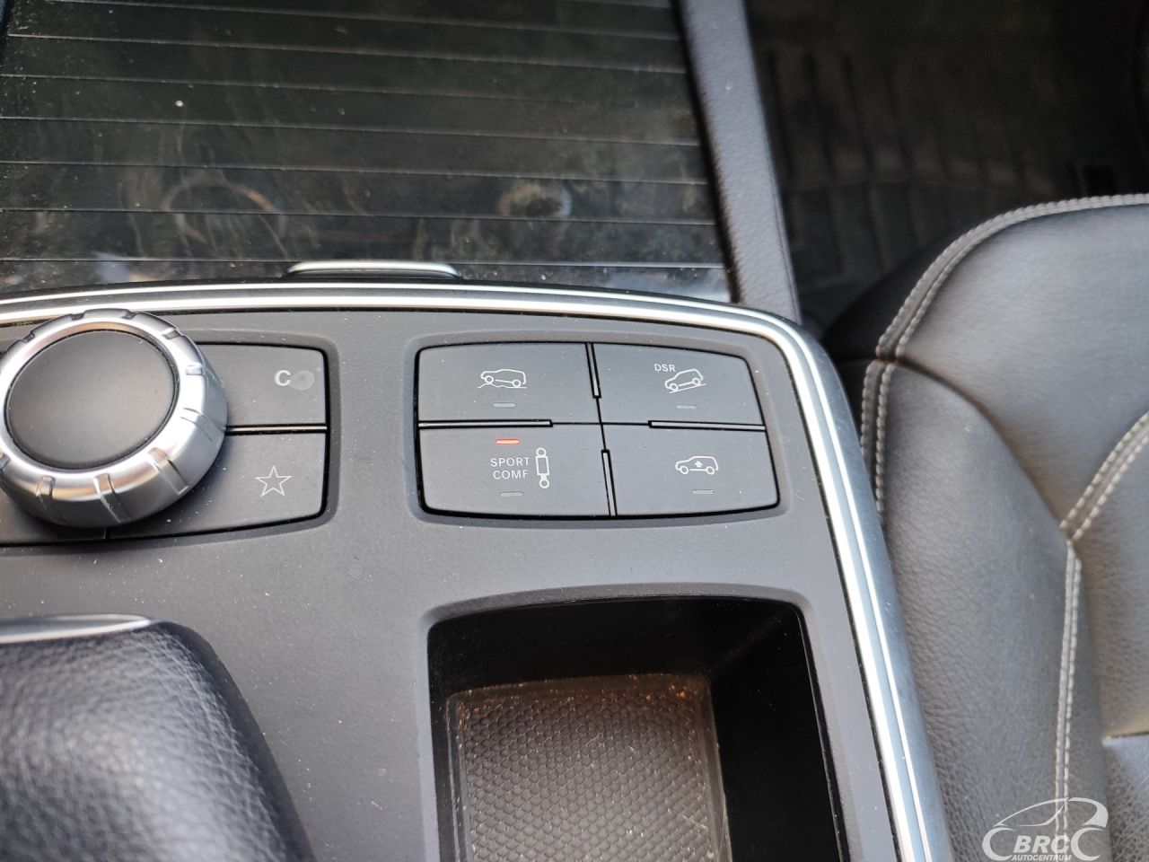 Mercedes-Benz ML350 | 34