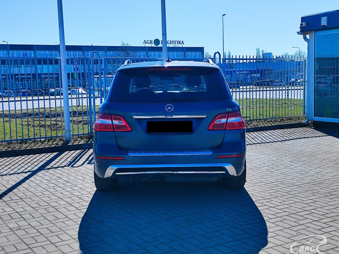 Mercedes-Benz ML350 | 44