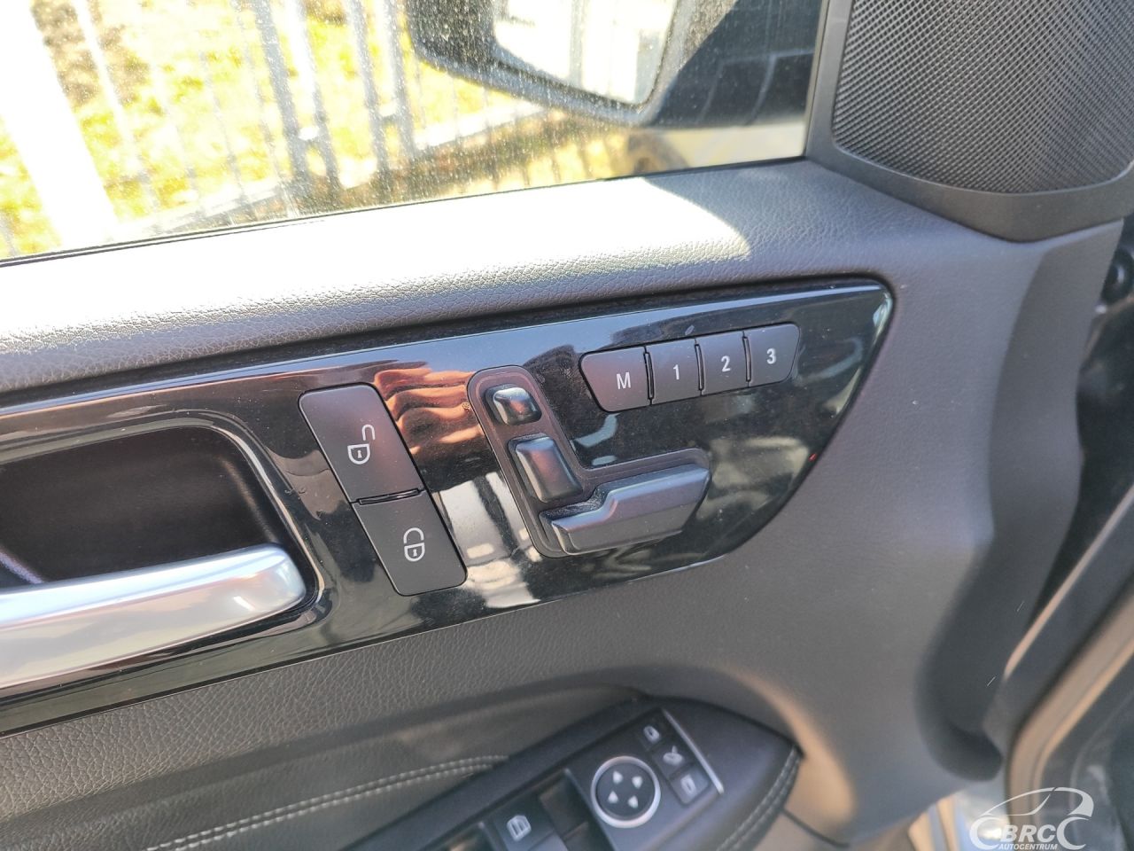 Mercedes-Benz ML350 | 20