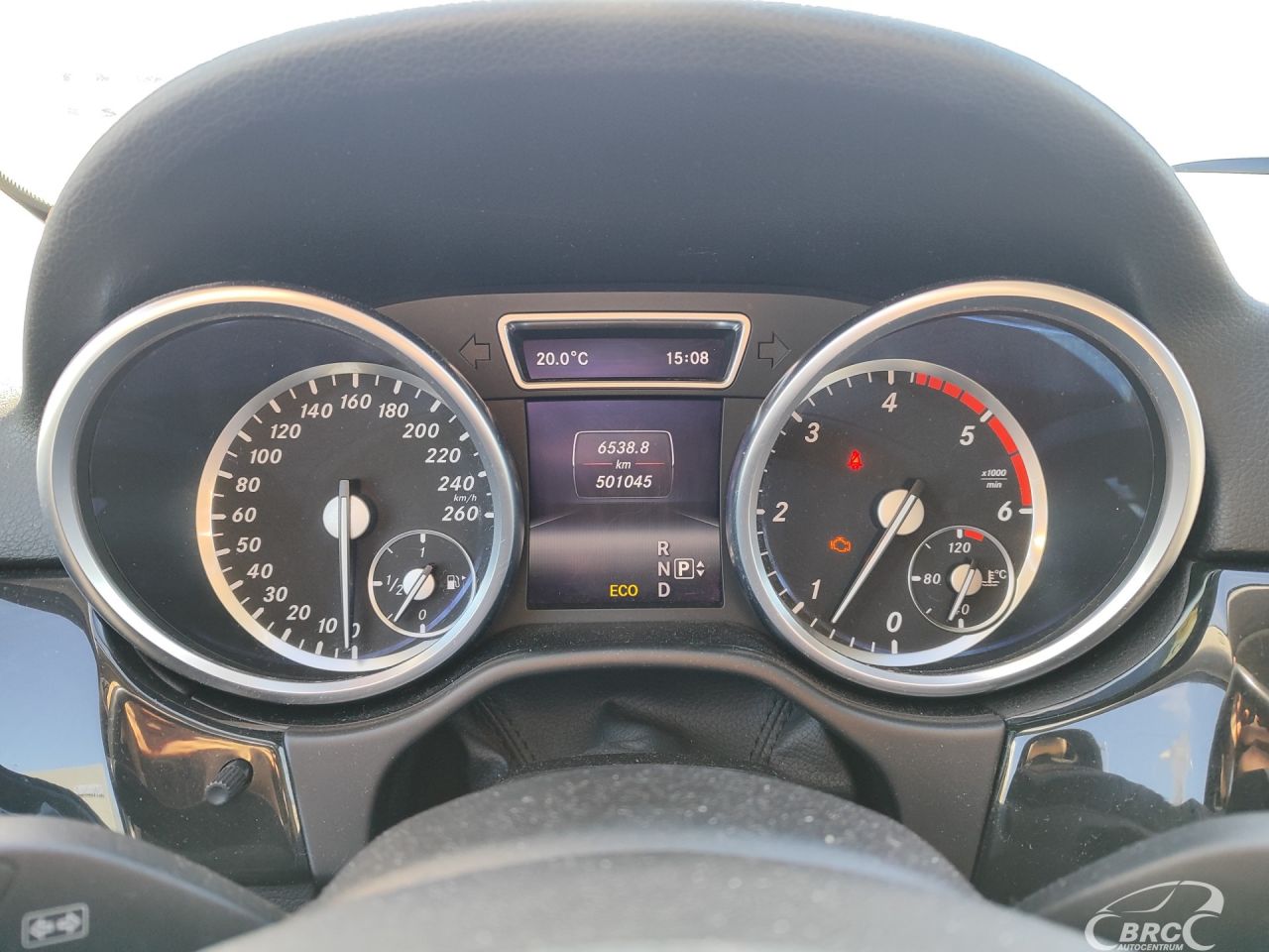 Mercedes-Benz ML350 | 32