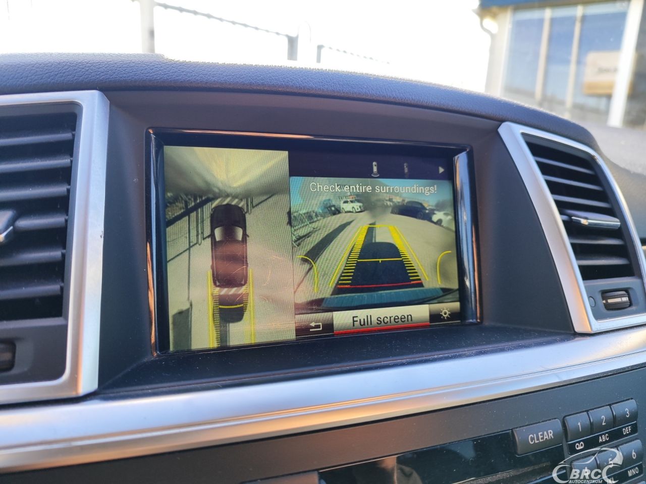 Mercedes-Benz ML350 | 37