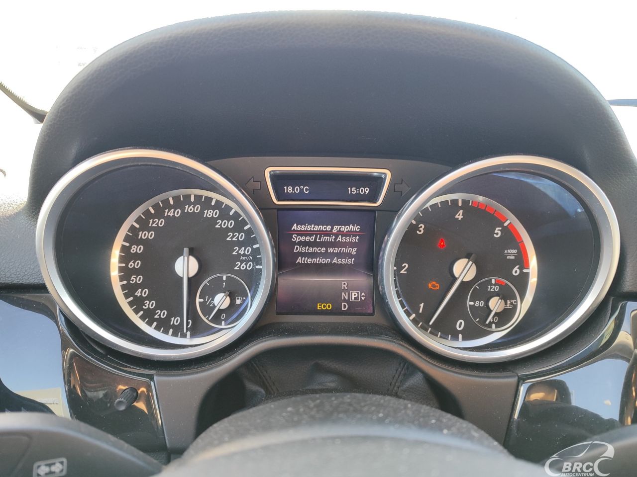 Mercedes-Benz ML350 | 41