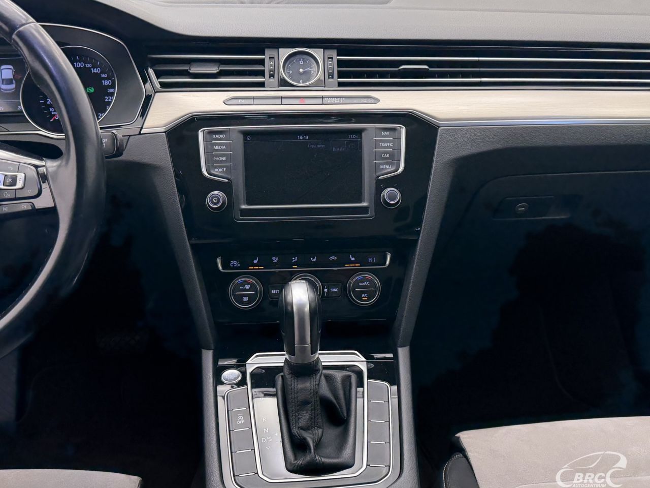 Volkswagen Passat | 15