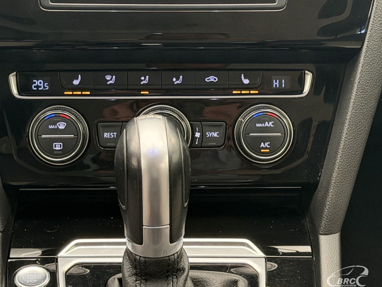 Volkswagen Passat | 18