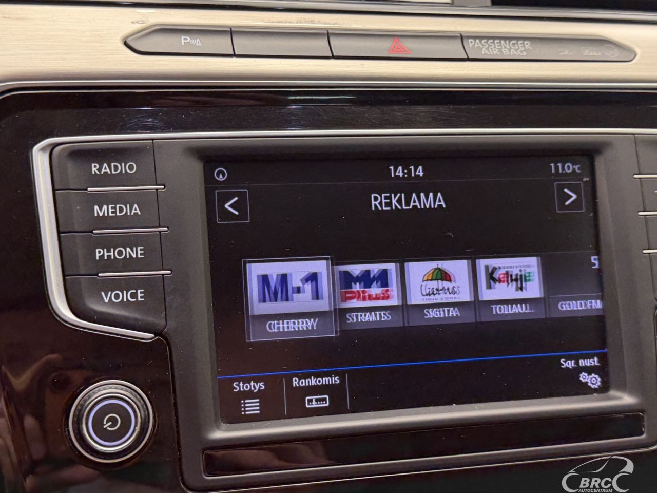 Volkswagen Passat | 35