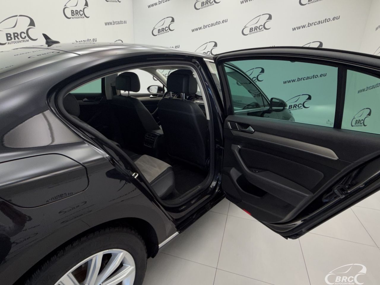 Volkswagen Passat | 11