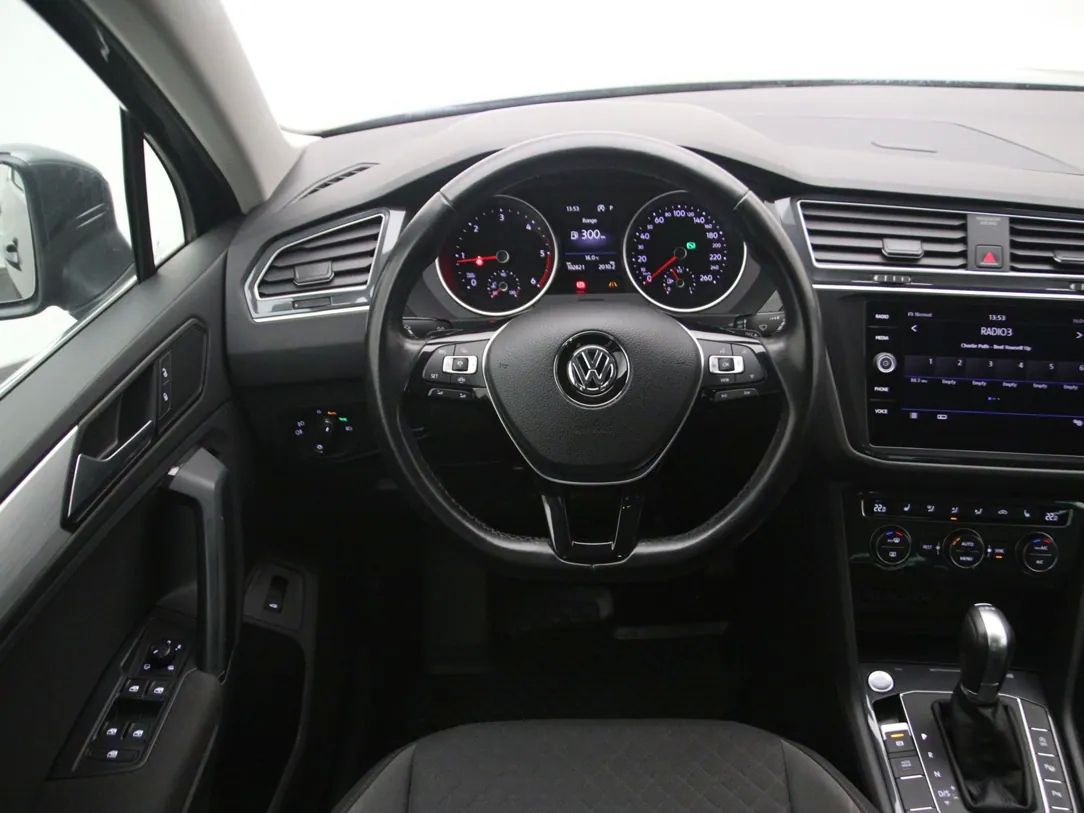 Volkswagen Tiguan | 16