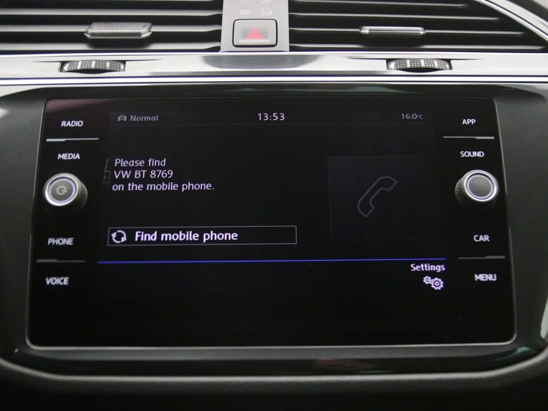 Volkswagen Tiguan | 22