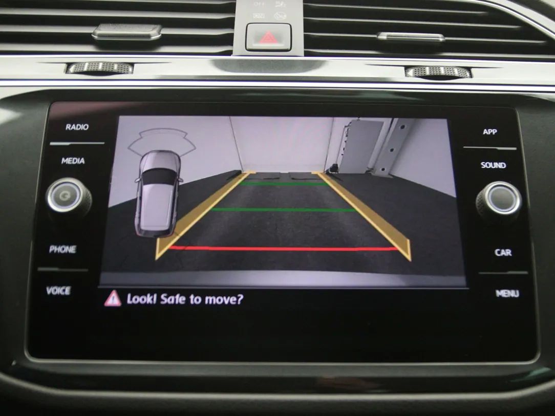 Volkswagen Tiguan | 23