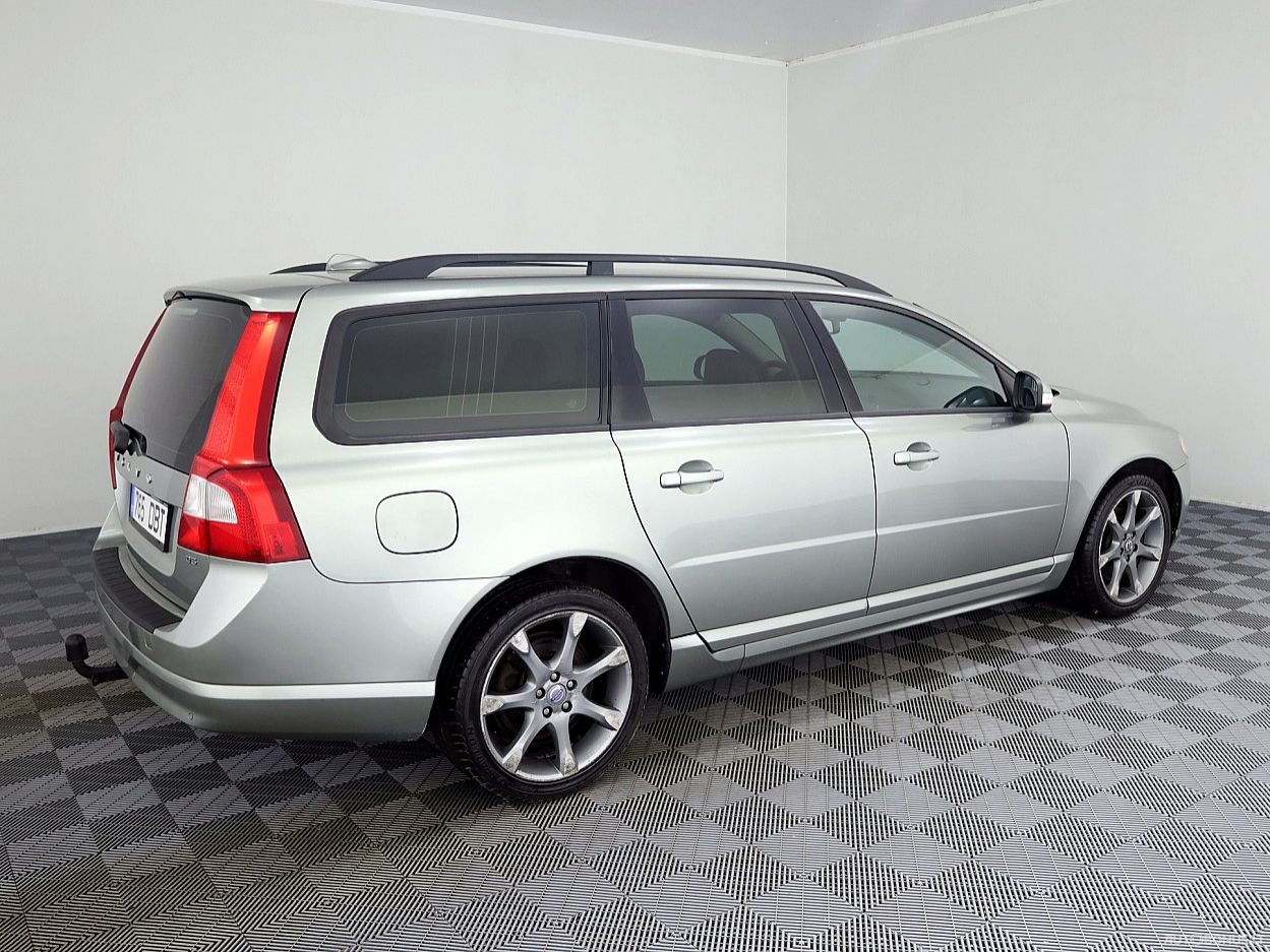 Volvo V70 | 2