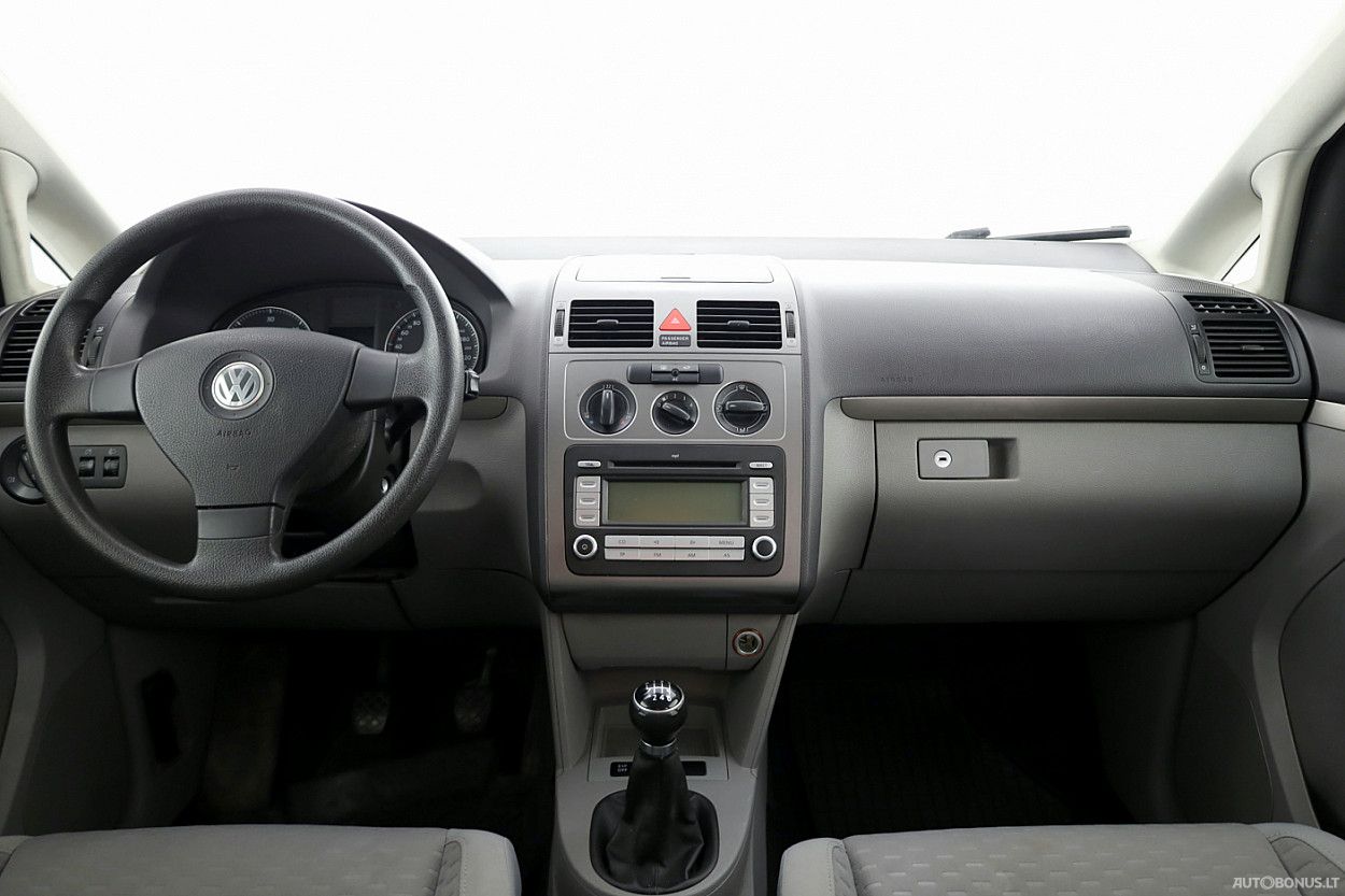 Volkswagen Touran | 4