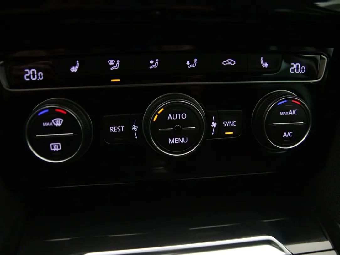 Volkswagen Passat | 19