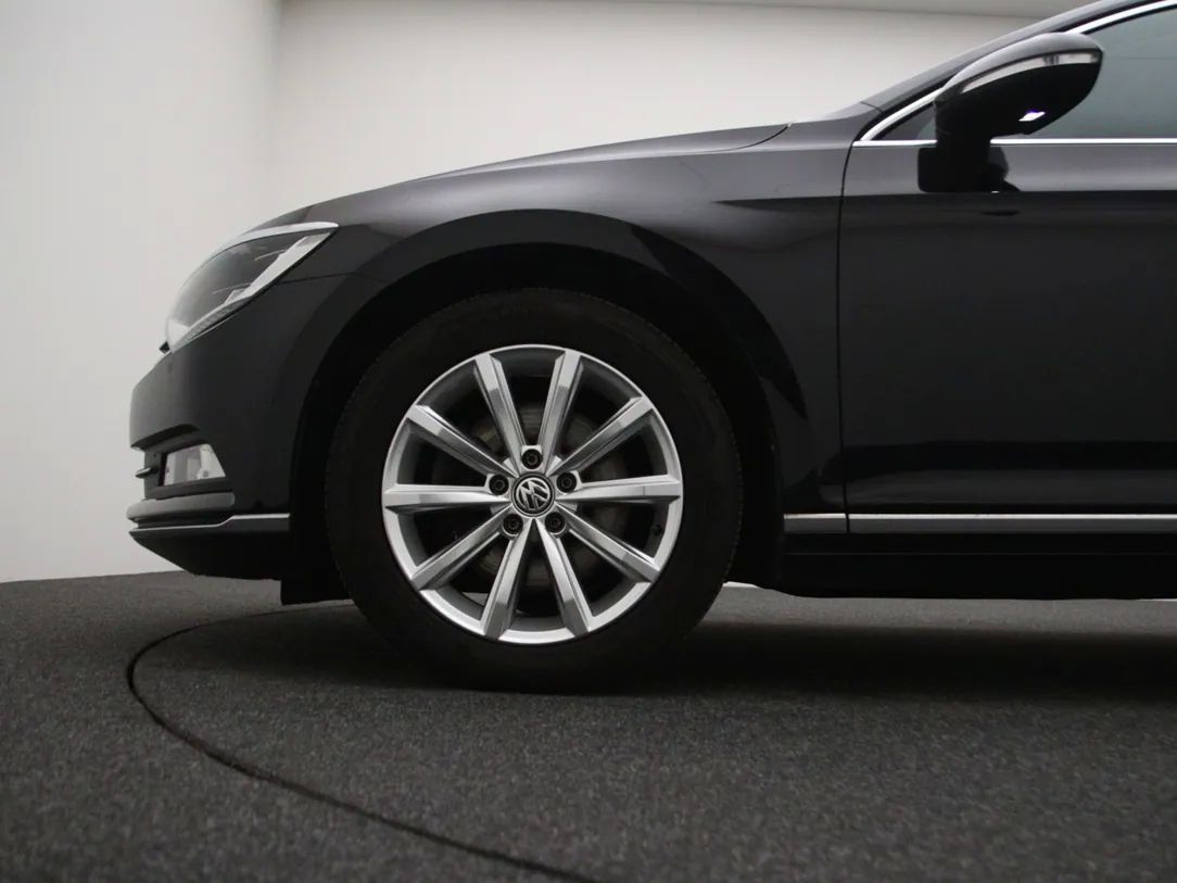 Volkswagen Passat | 26