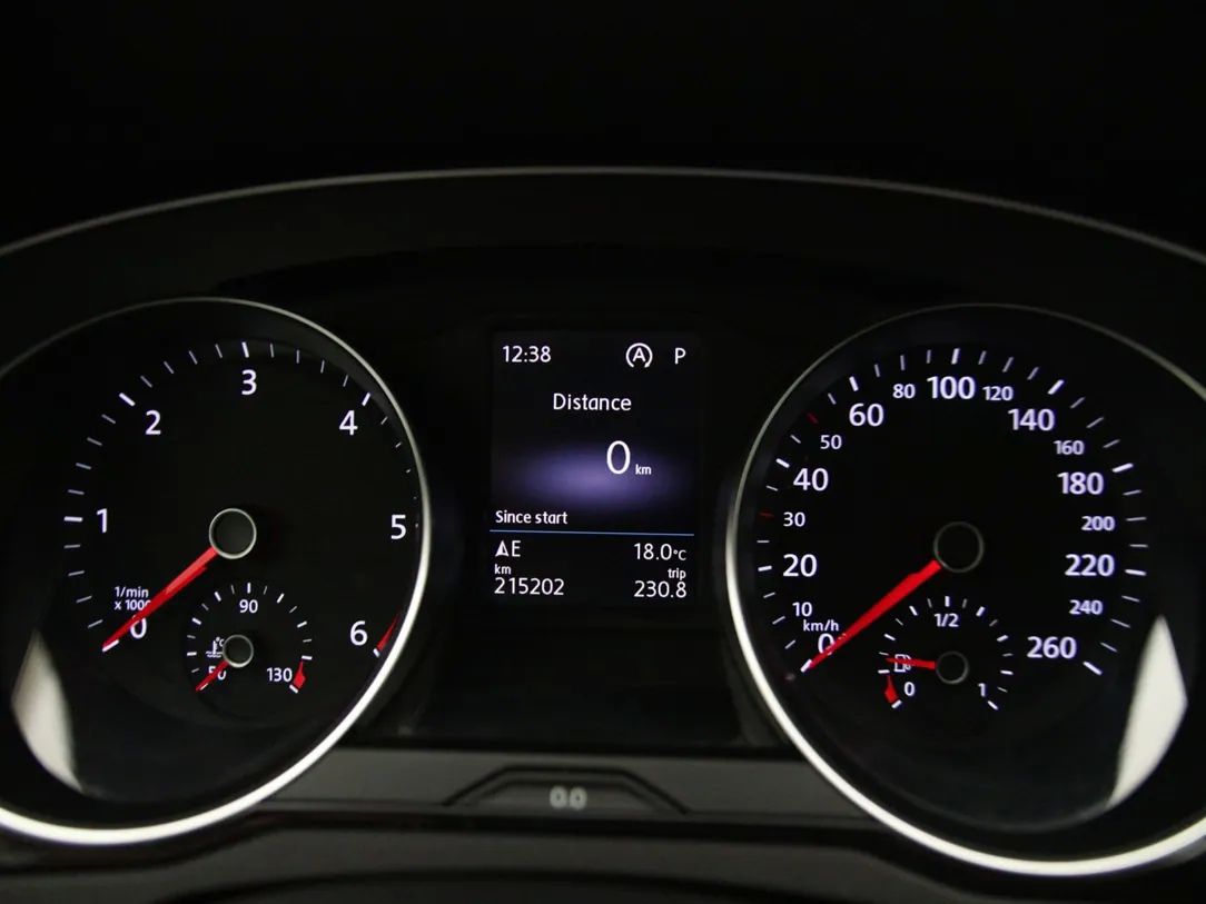 Volkswagen Passat | 18