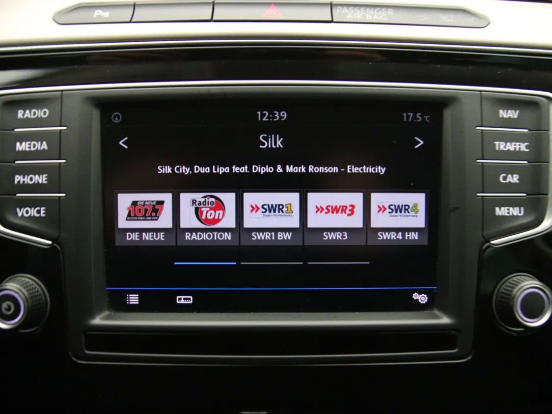 Volkswagen Passat | 21