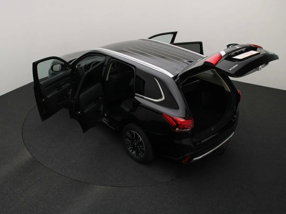 Mitsubishi Outlander | 12