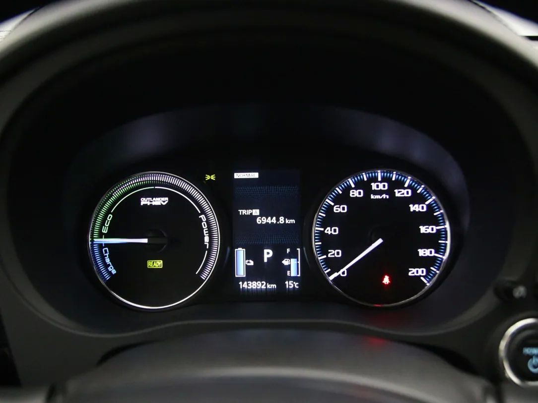 Mitsubishi Outlander | 18