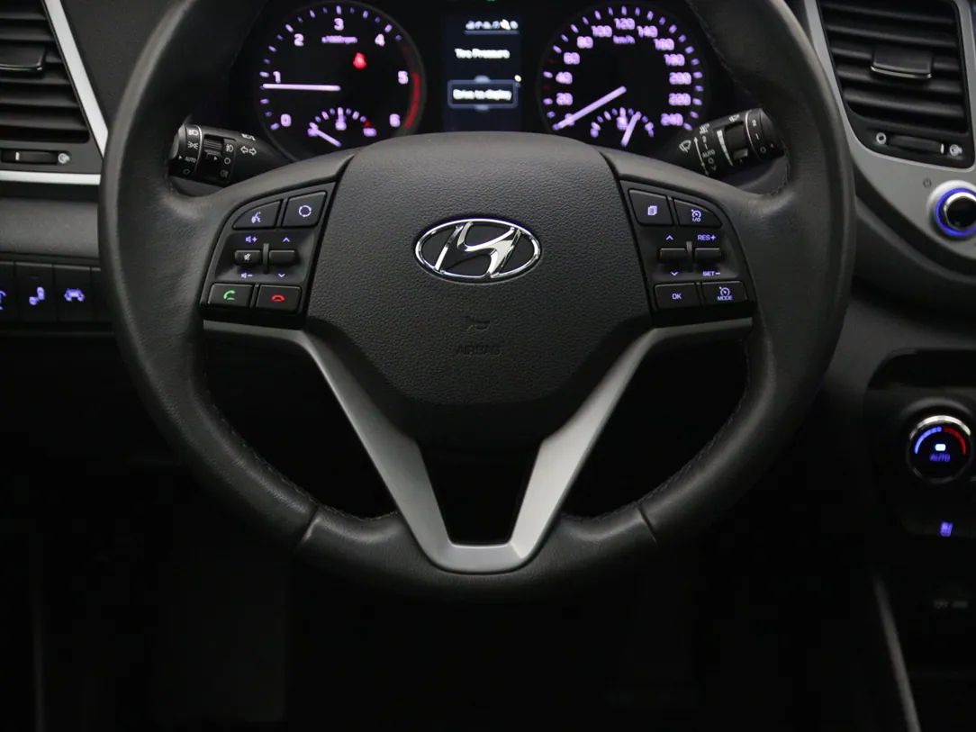 Hyundai Tucson | 17