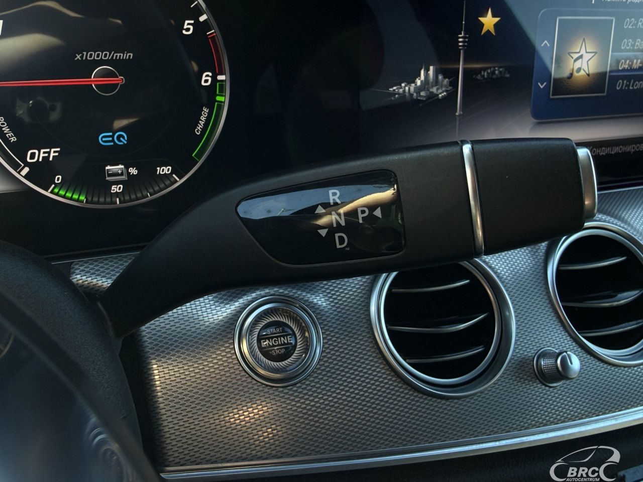 Mercedes-Benz E300 | 26