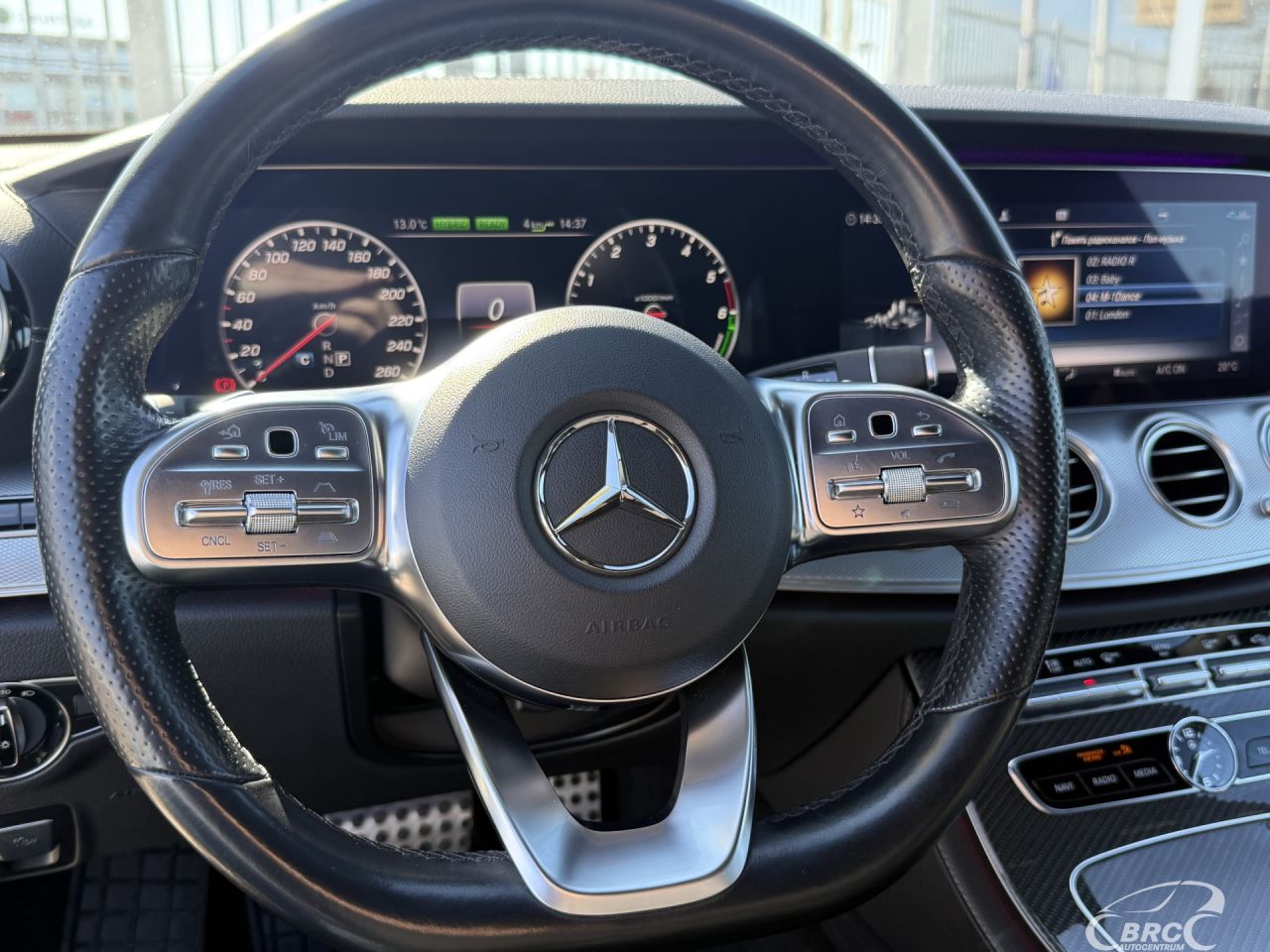 Mercedes-Benz E300 | 21