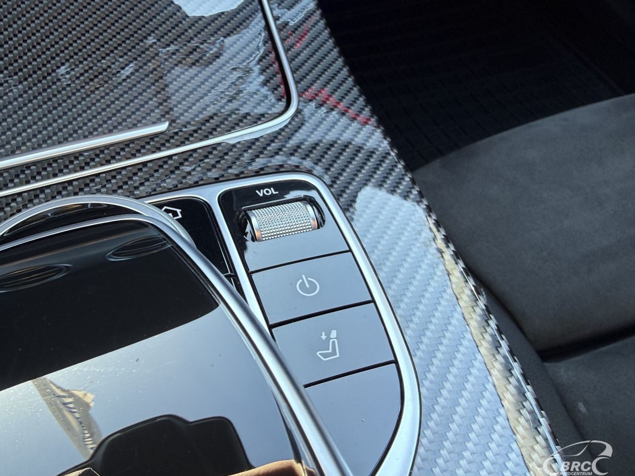 Mercedes-Benz E300 | 28