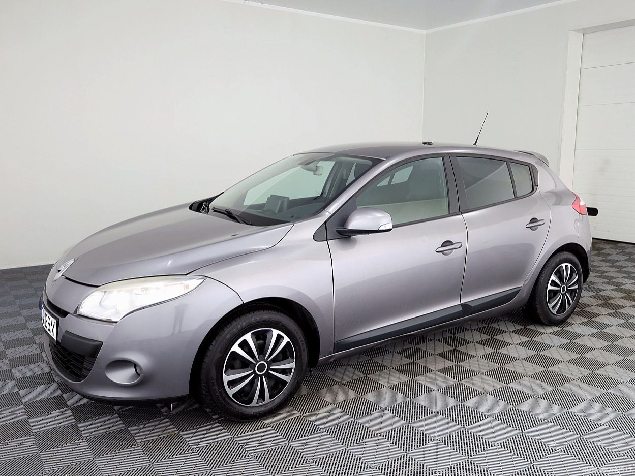 Renault Megane | 1