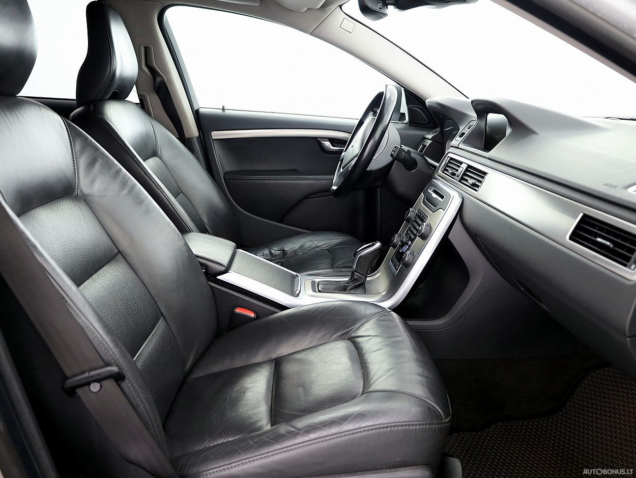 Volvo V70 | 5