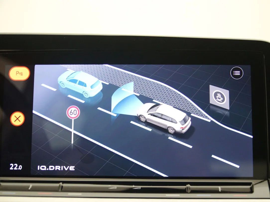 Volkswagen Golf | 29